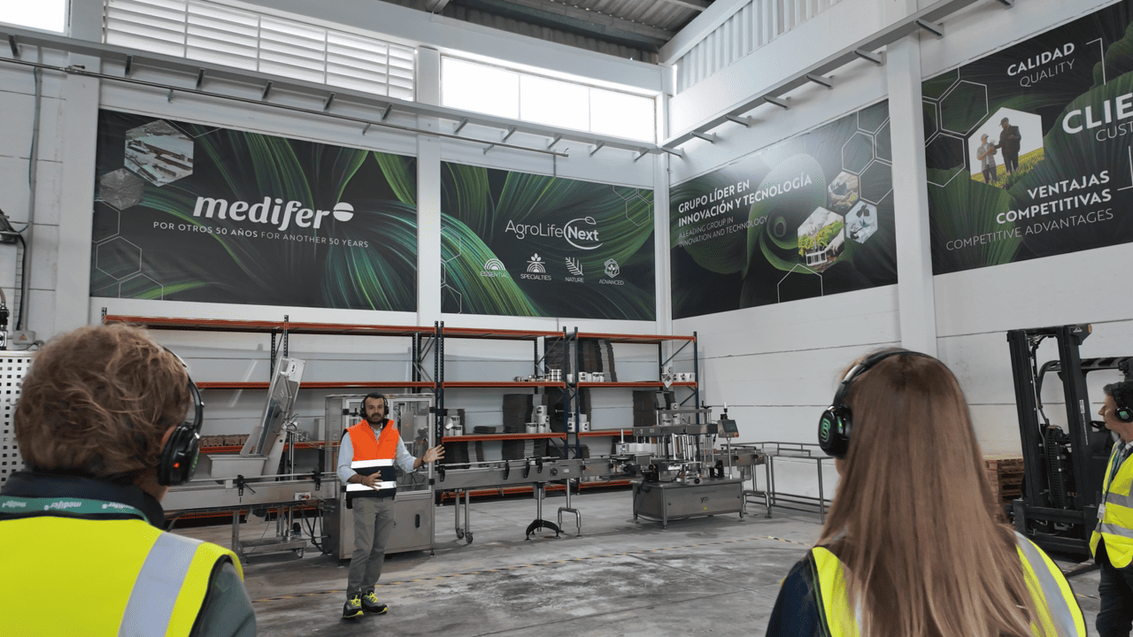 medifer-reune-centenar-de-profesionales-agricolas-jornadas-tecnicas-gourmed-liquids